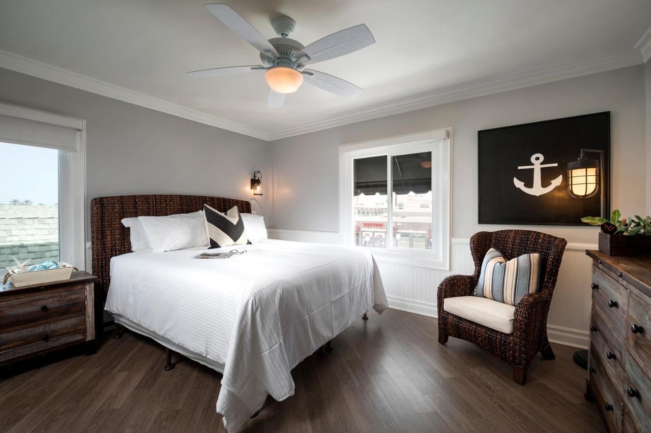 Newport Beach Hotel Екстериор снимка