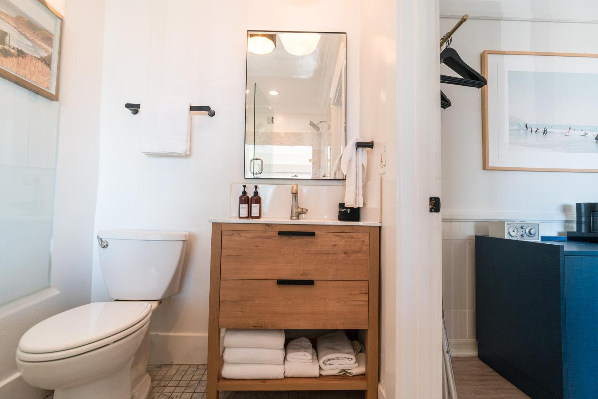 Newport Beach Hotel Екстериор снимка