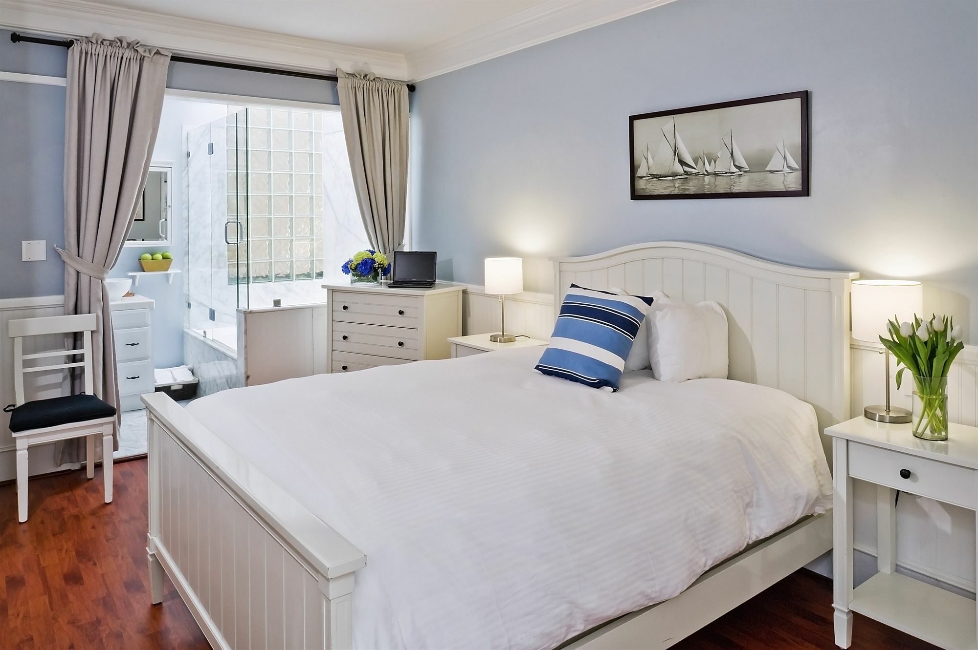 Newport Beach Hotel Екстериор снимка
