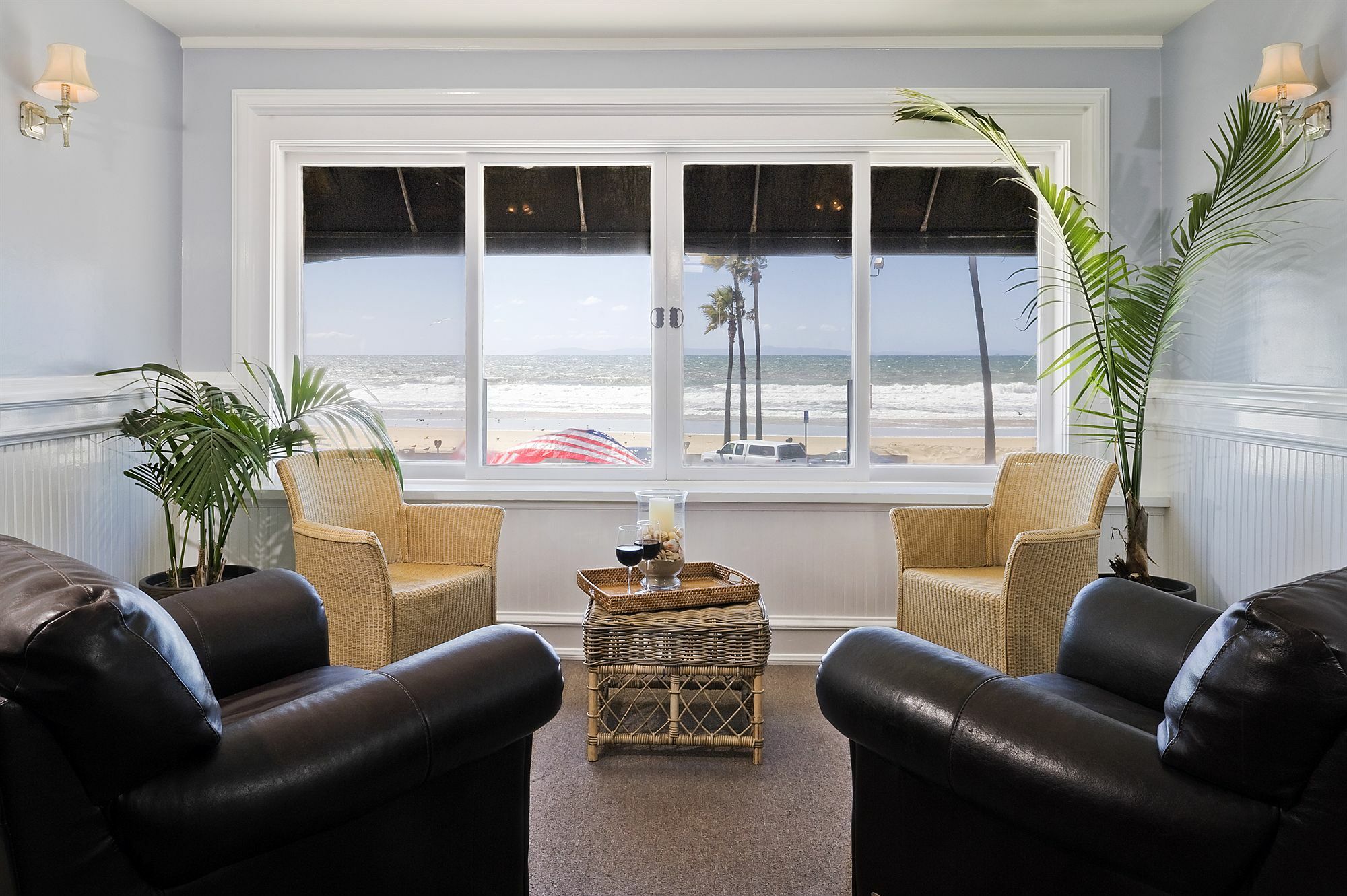 Newport Beach Hotel Екстериор снимка